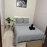 Appartement Ponthieu - Hala Paris