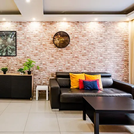 Appartamento Chic Two Bedroom Steps From Champs Elysees